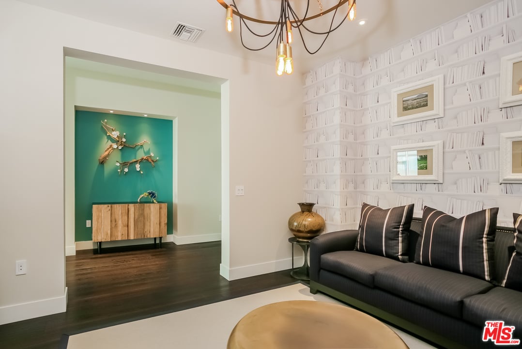 3785 Wilshire Blvd #PH3