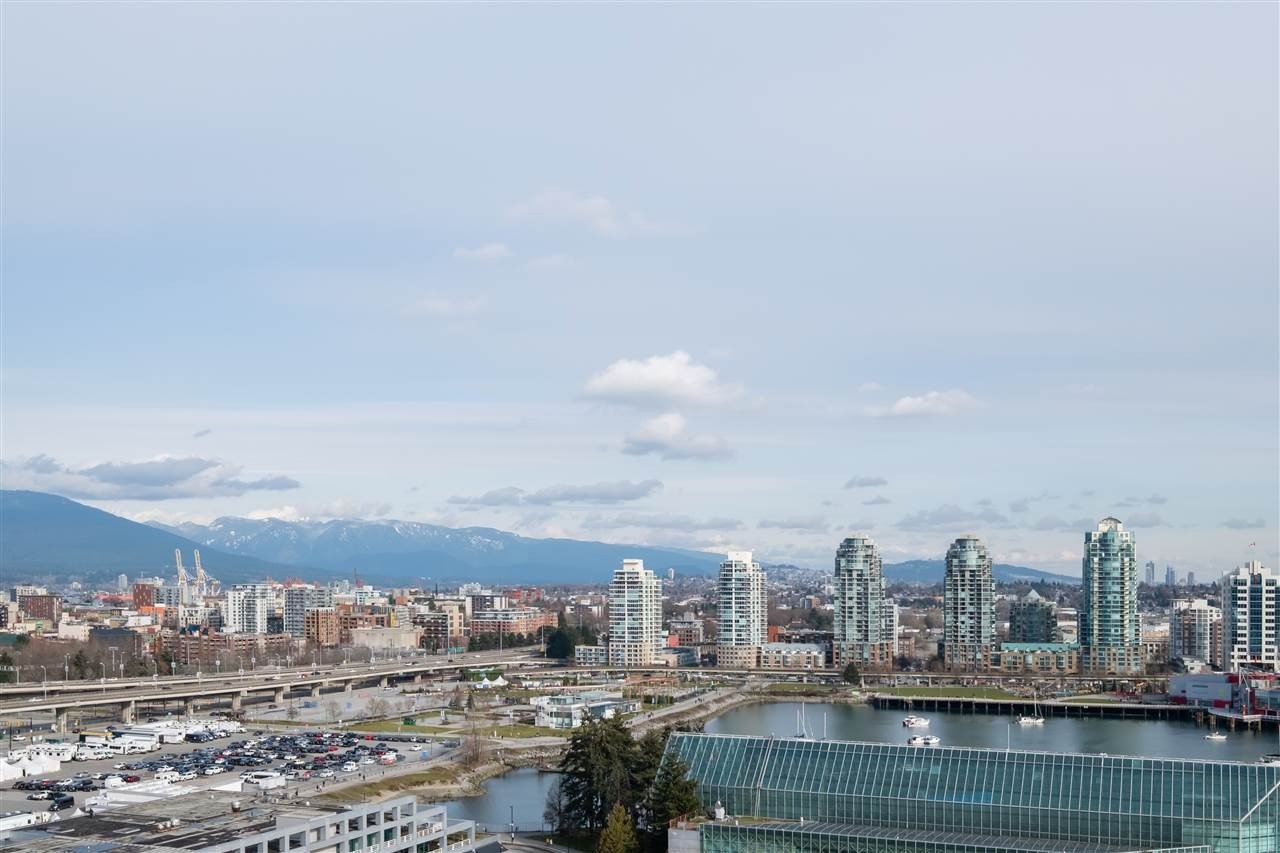 33 Smithe St, #2203