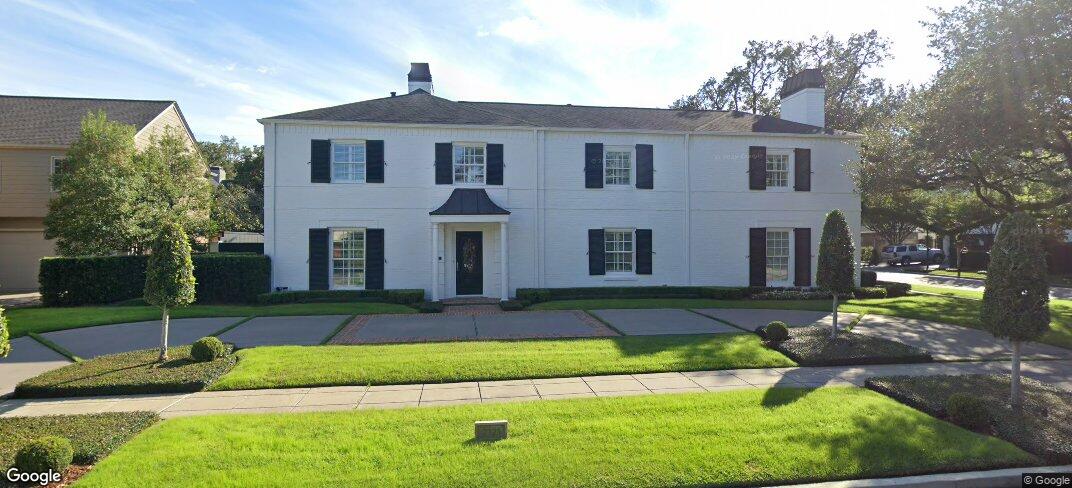 2121 Pelham