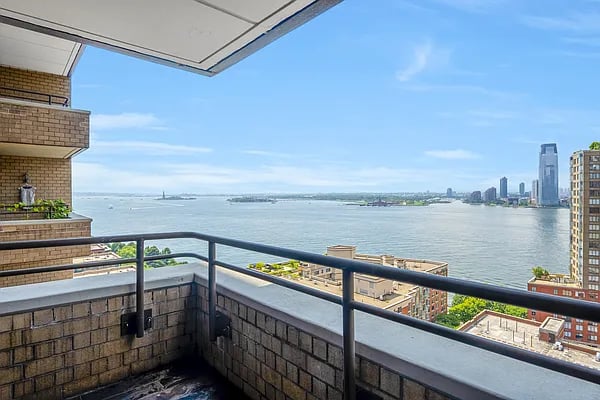 200 Rector Place Unit: 23ABC