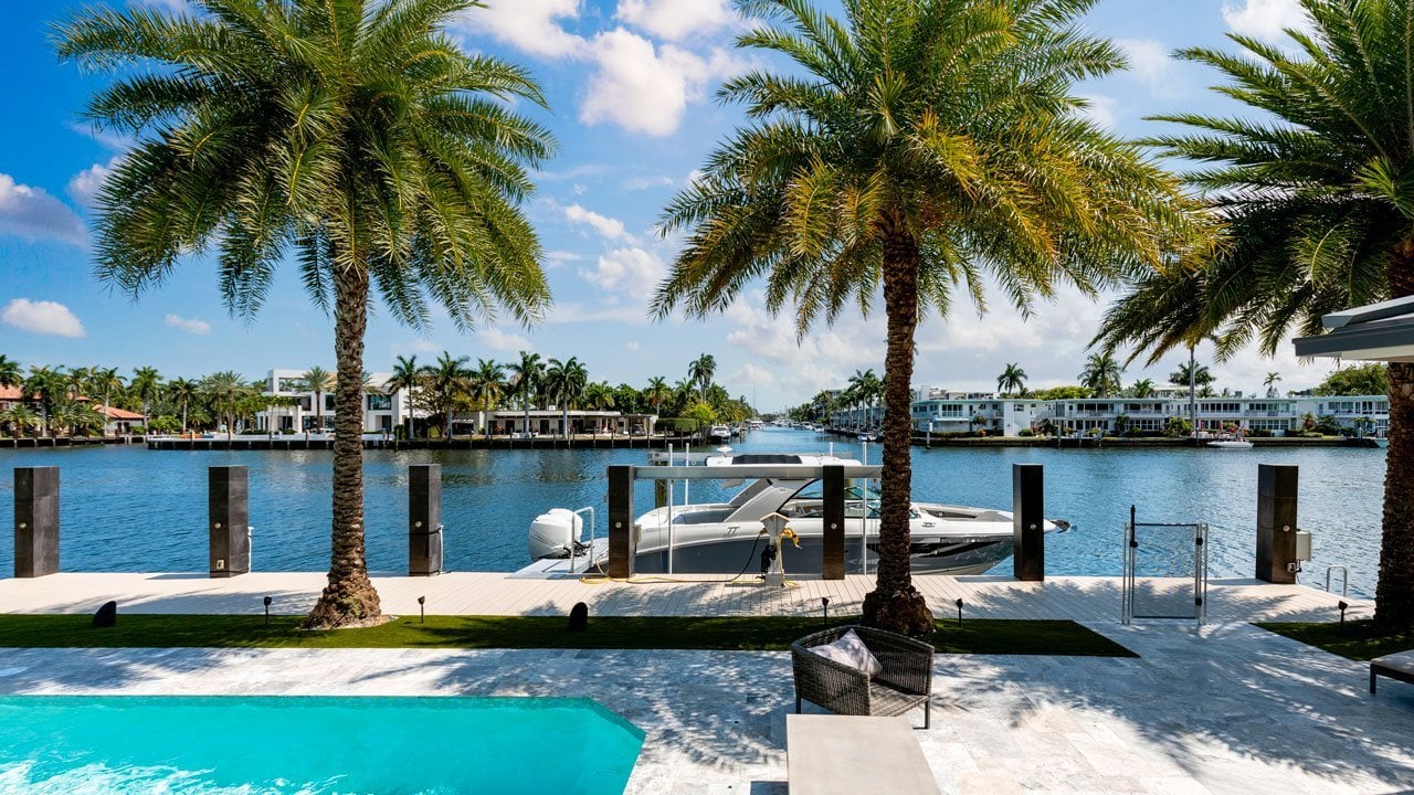 Las Olas Isles