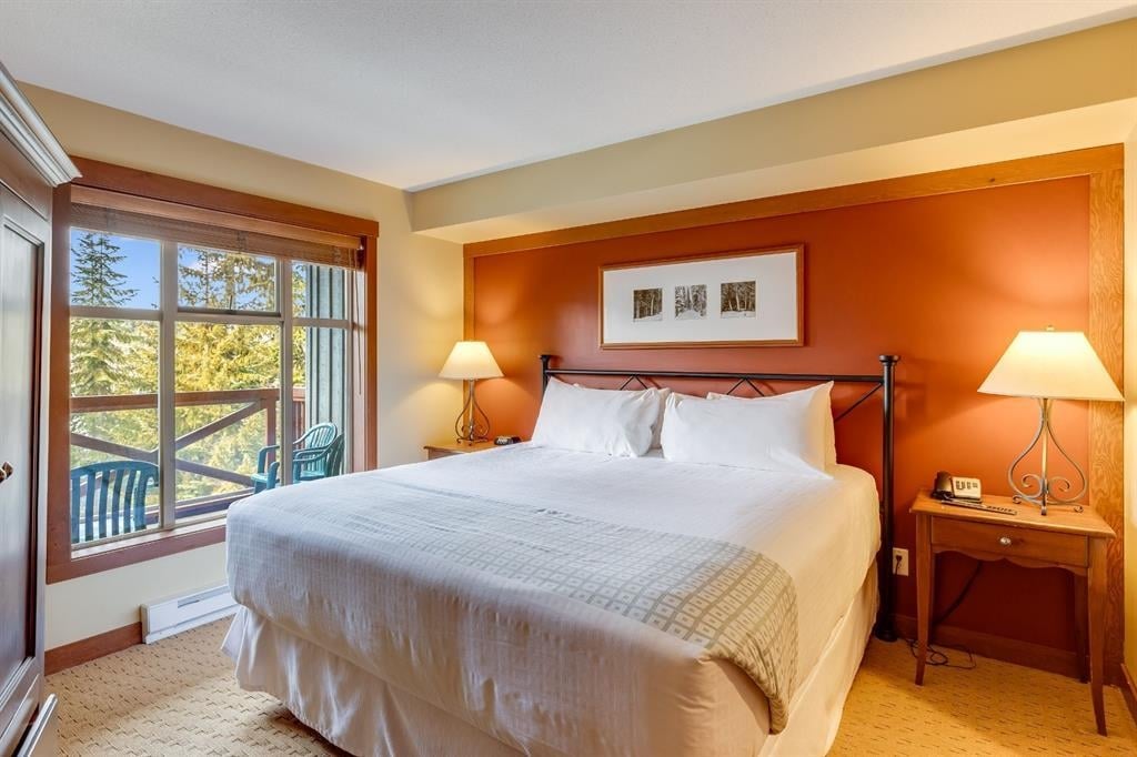 411 G4-4653 Blackcomb Wy