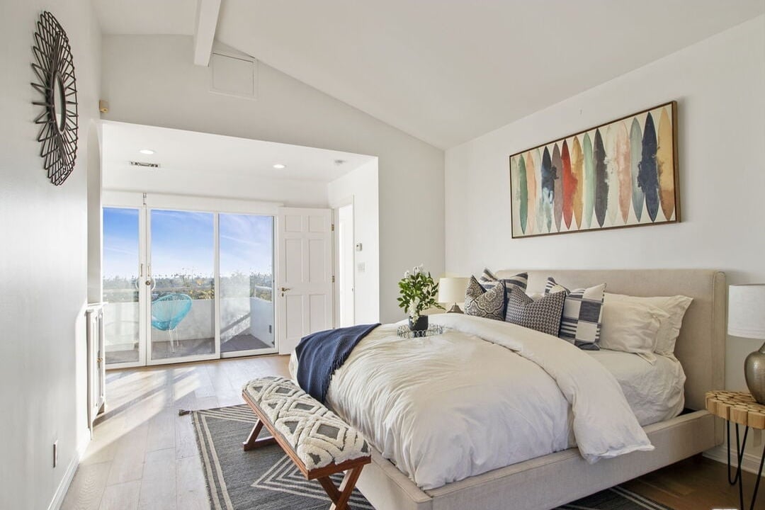 905 Berkeley St, 90403