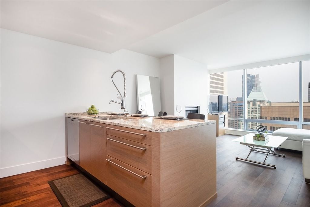 1111 Alberni St, #3107