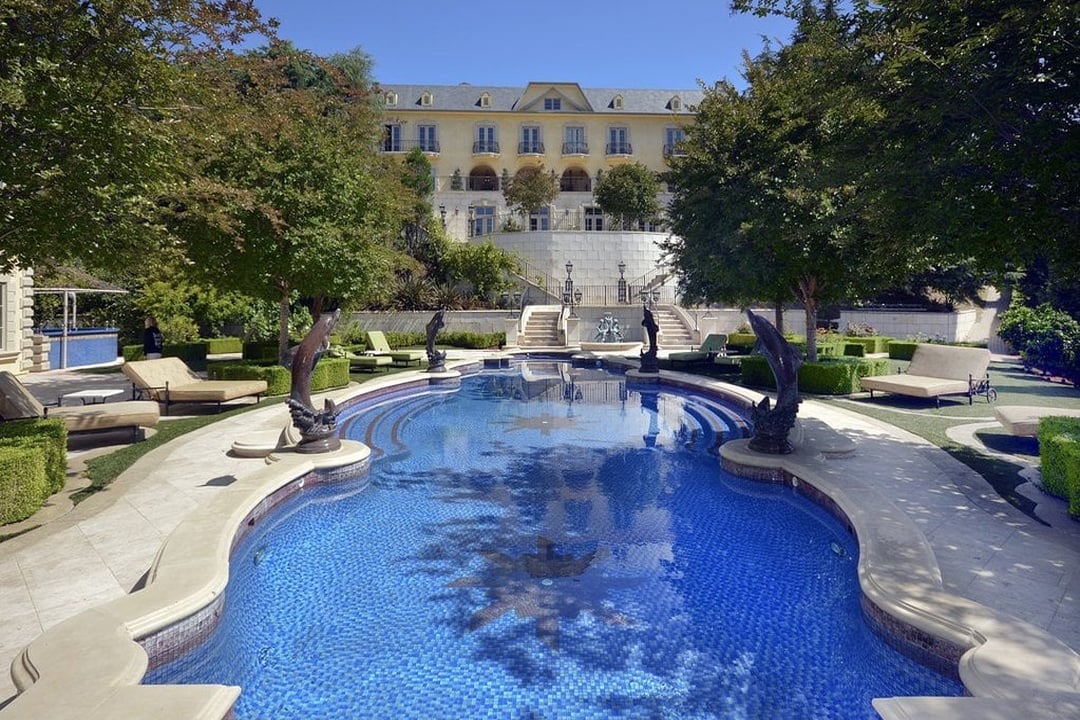 Grandeur Retreat