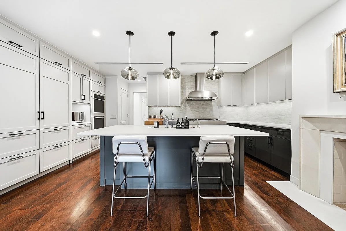 67 East 82nd Street