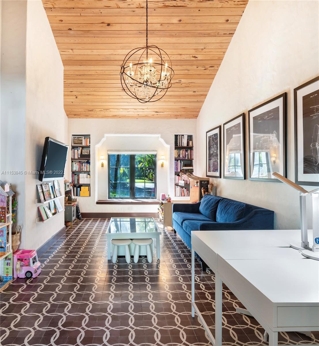 1203 Asturia Ave