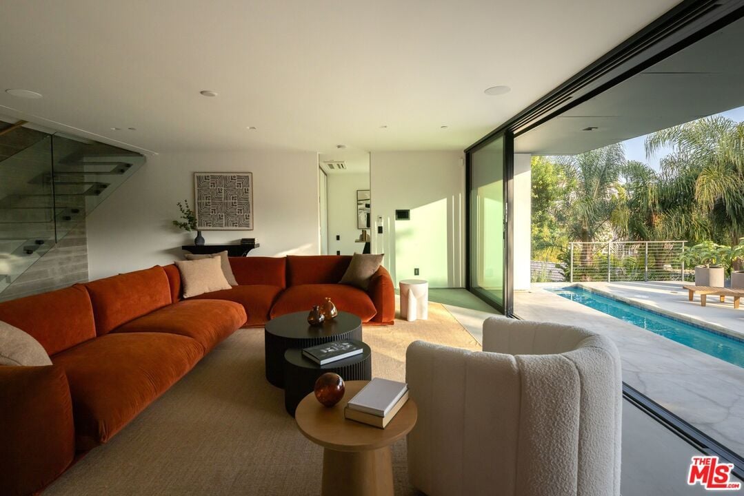 Swedish Paradise, Hargrave Dr, 90068