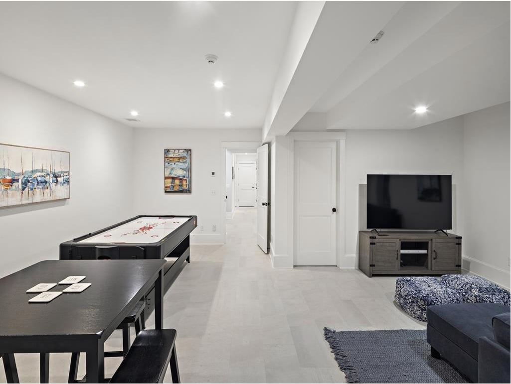 3 22nd St N