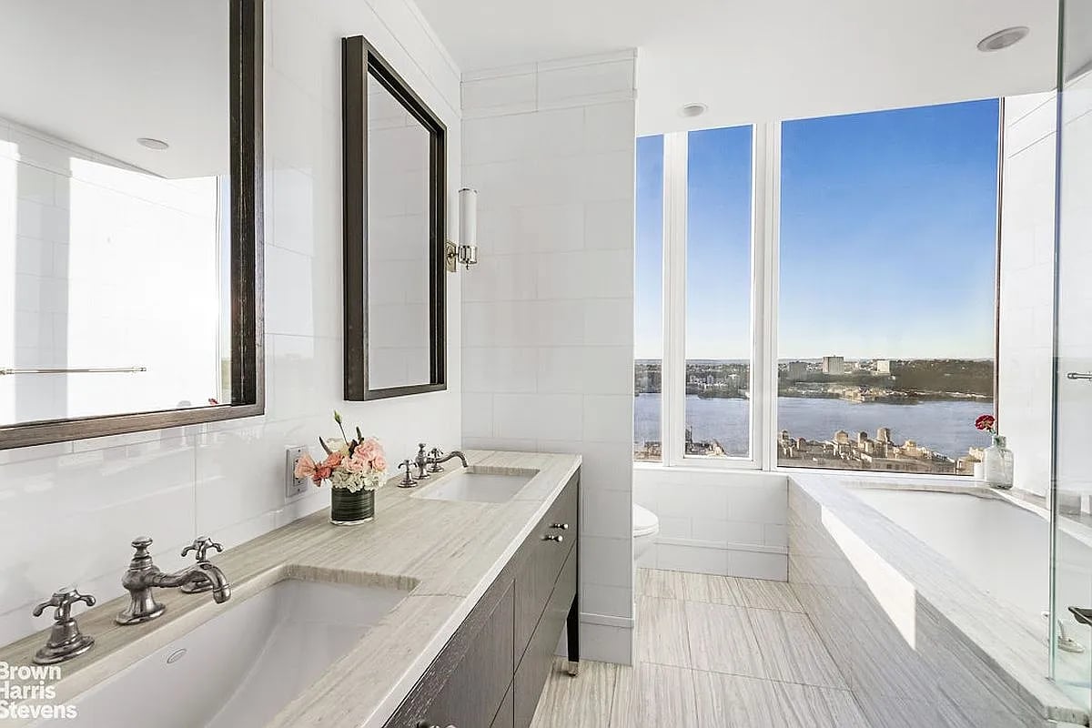 245 W 99th St, APT 27B - In Contract
