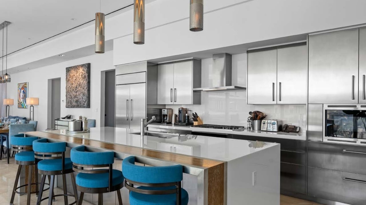 Honeycomb 6A Marina Residence