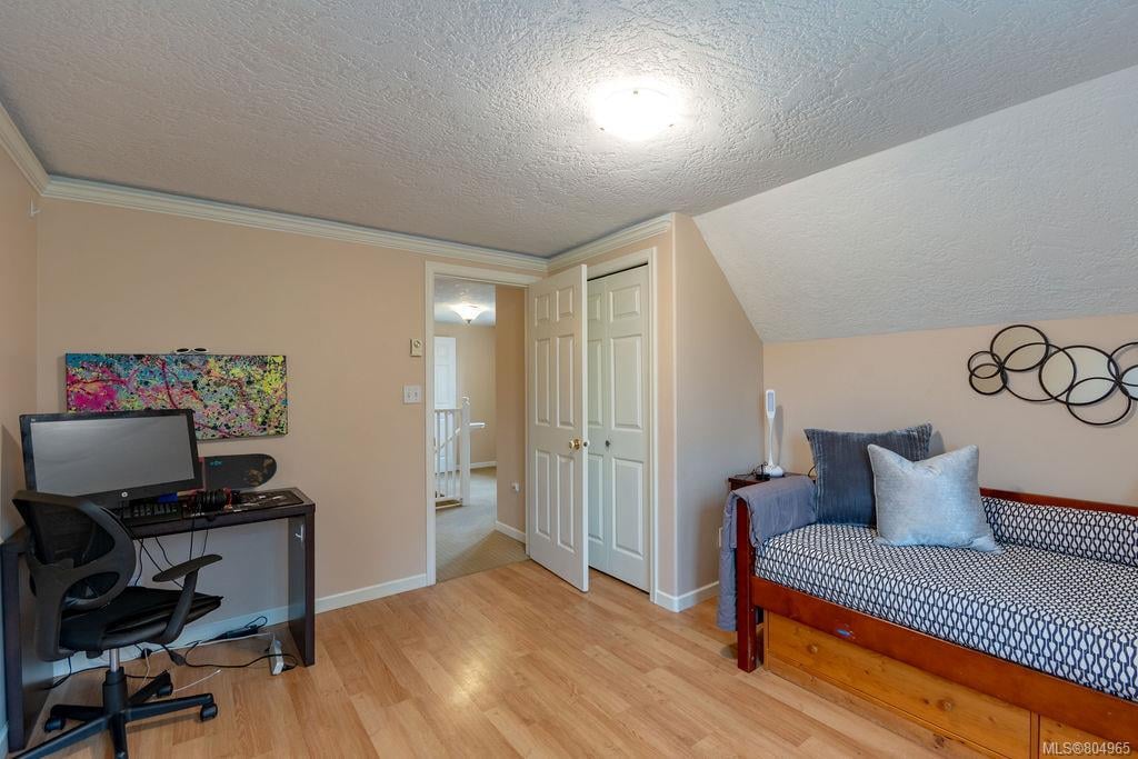 1235 Glyn Rd