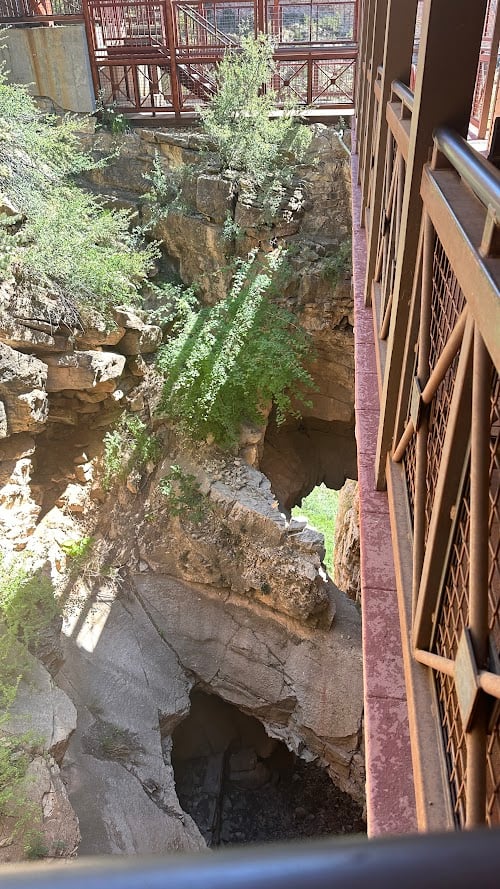 Exploring Cave of the Winds: Colorado’s Underground Adventure