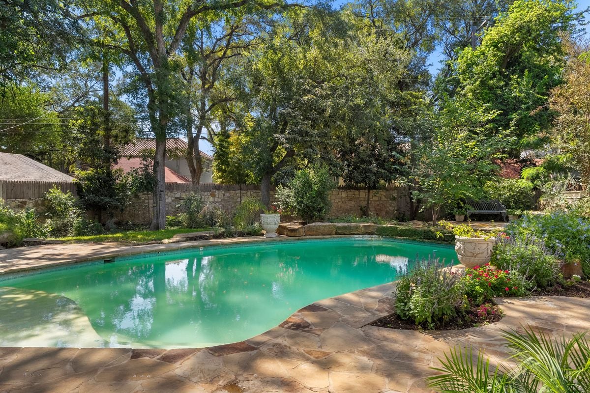 Historically Significant Spanish Revival in Monte Vista