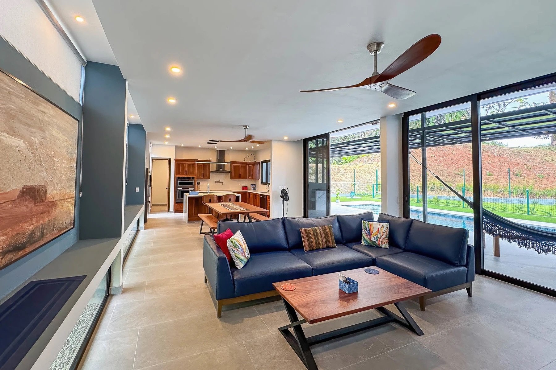 3 Bedroom, Contemporary Estate home in Manuel Antonio 