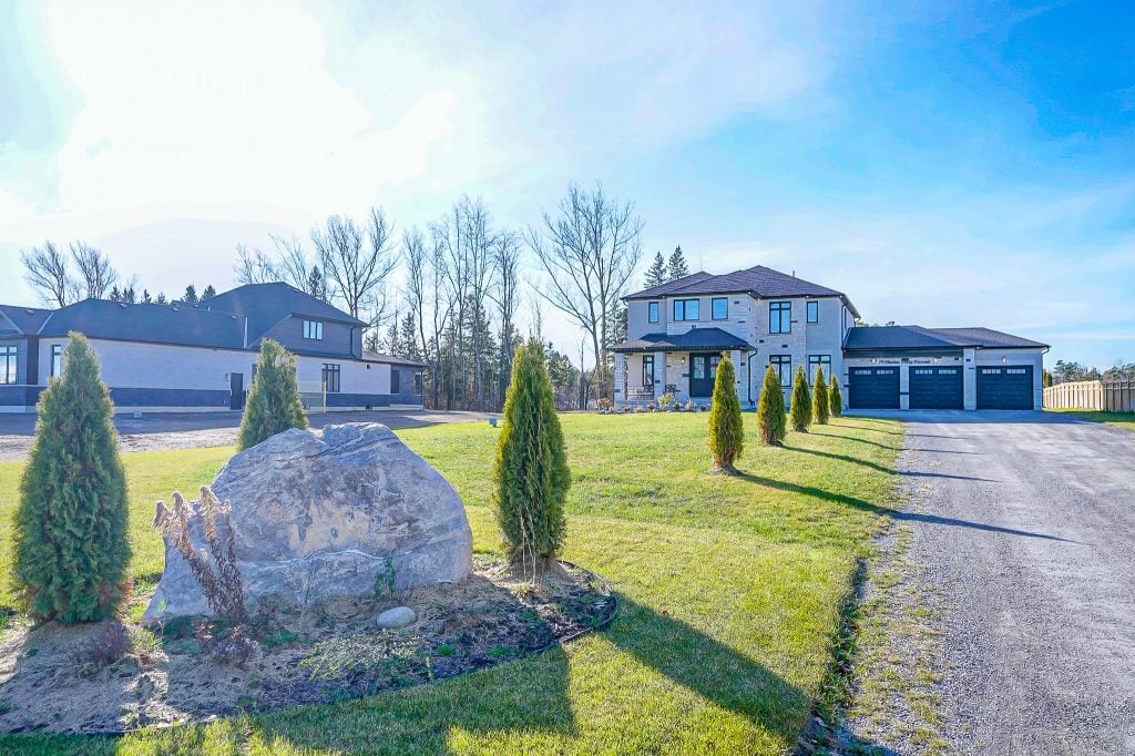 79 Charles Tilley Cres