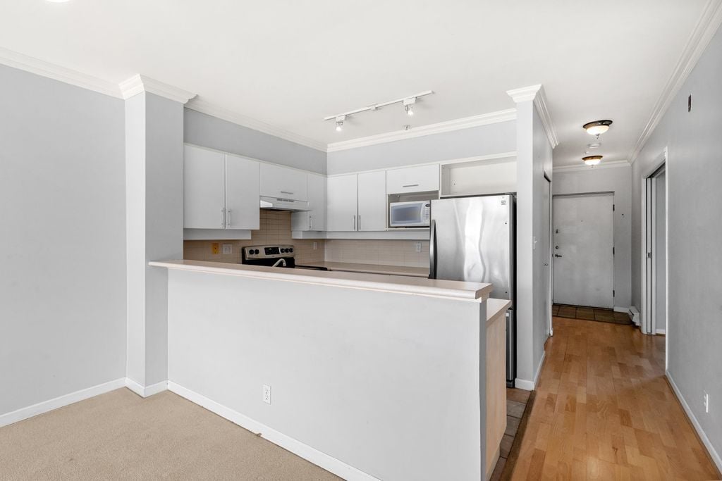 1688 Cypress St, #307