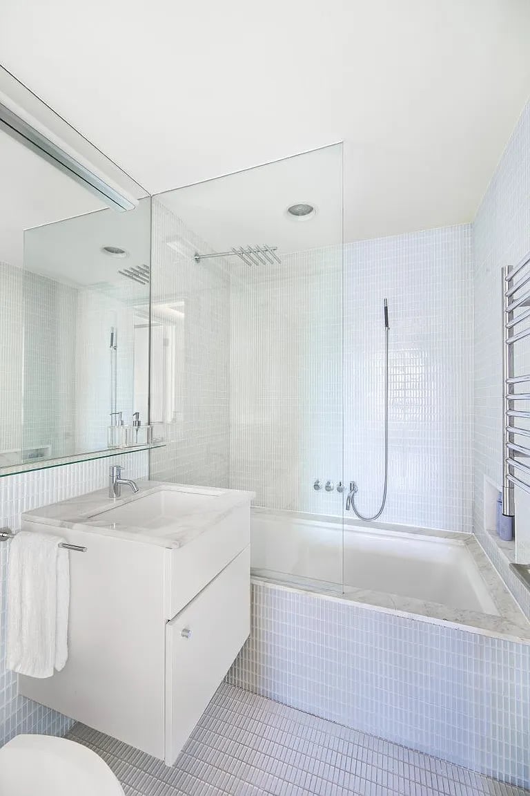 353 West 56th St, #8A