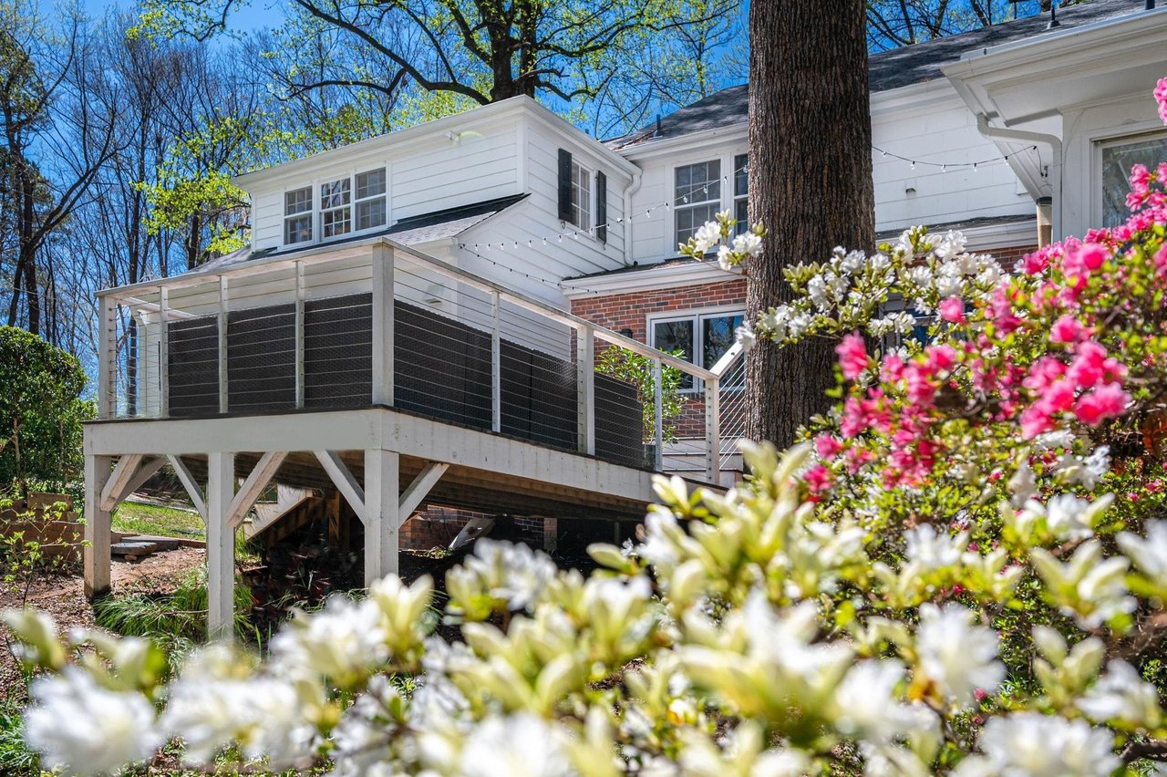 1021 Laurel Hill Rd