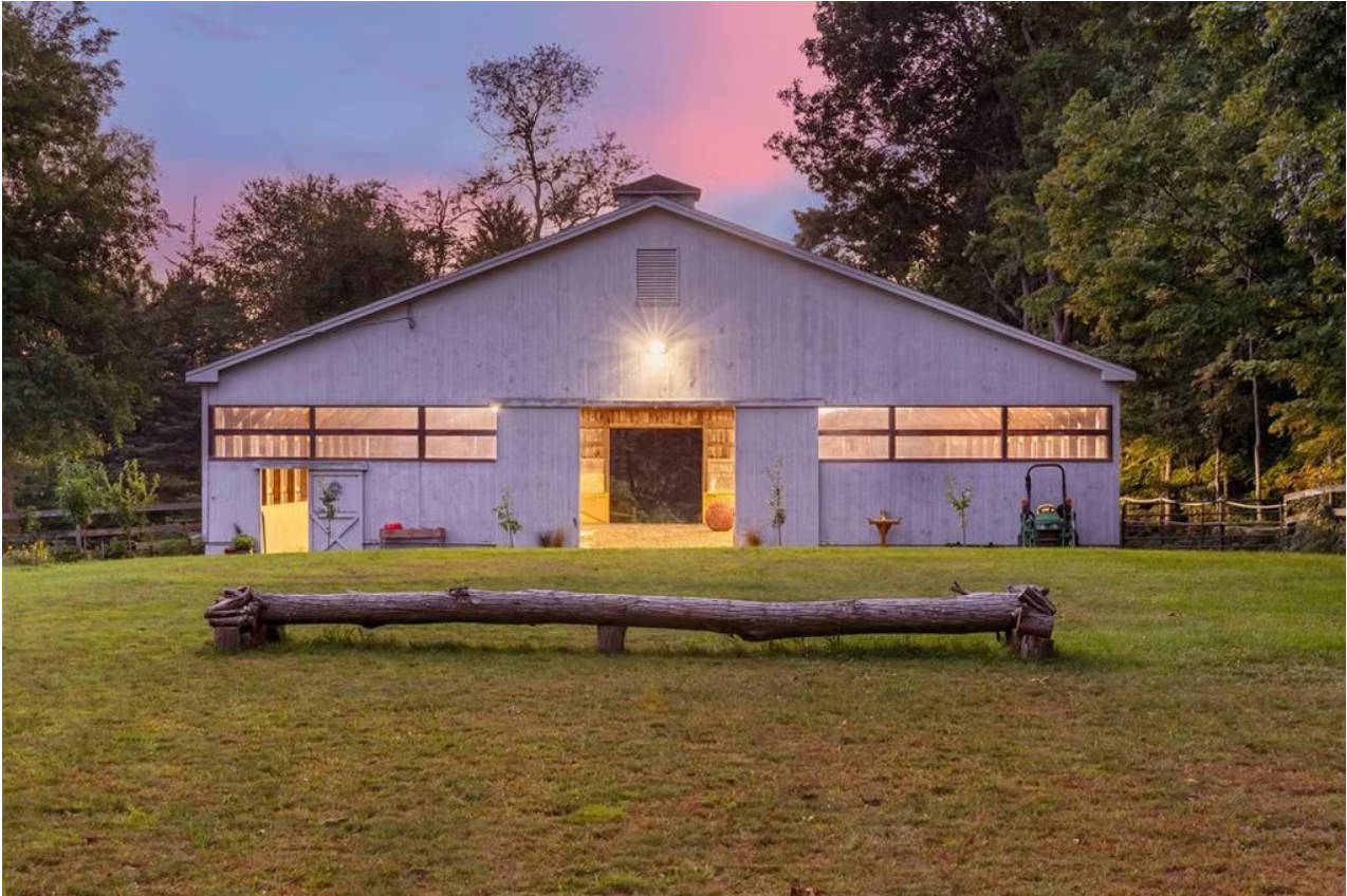 298 Exeter Rd