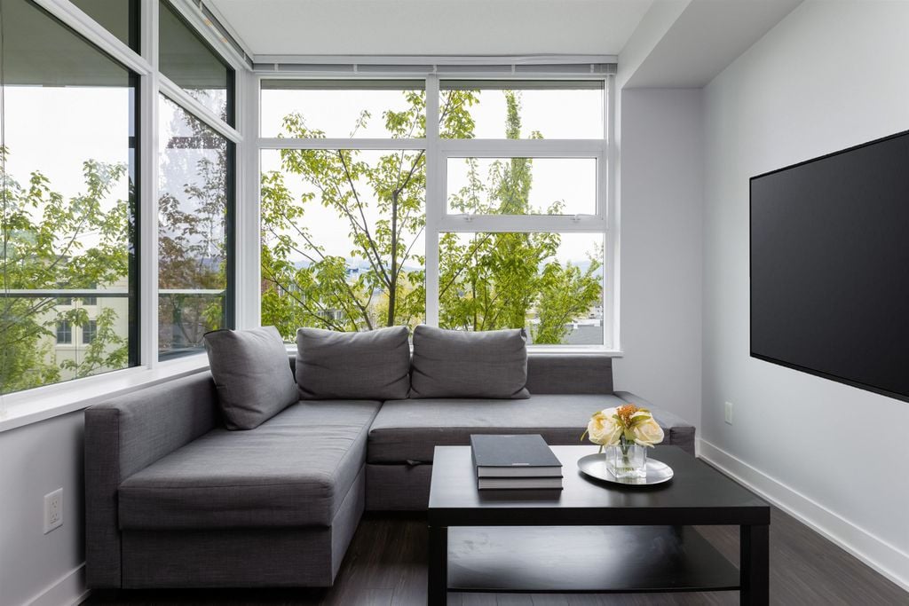 1777 W 7th Ave, #209