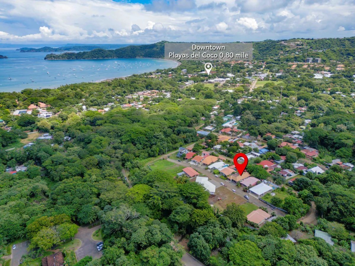 One-Level Living with Private Pool in Playas del Coco