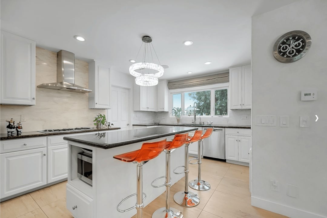 Luxe, Bellagio, 90049