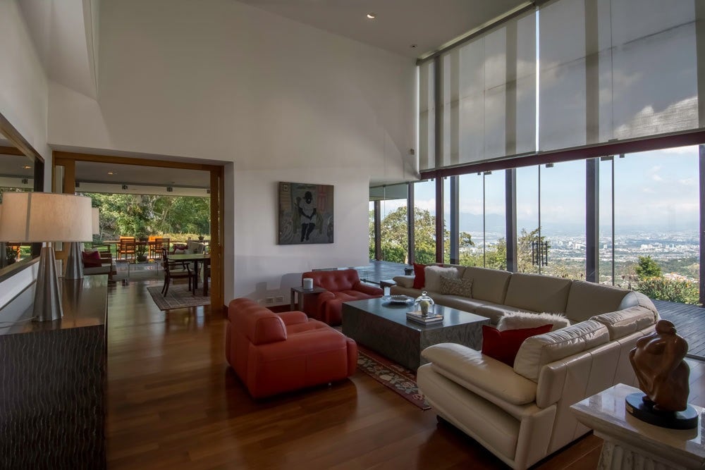 Spacious Property in San Antonio