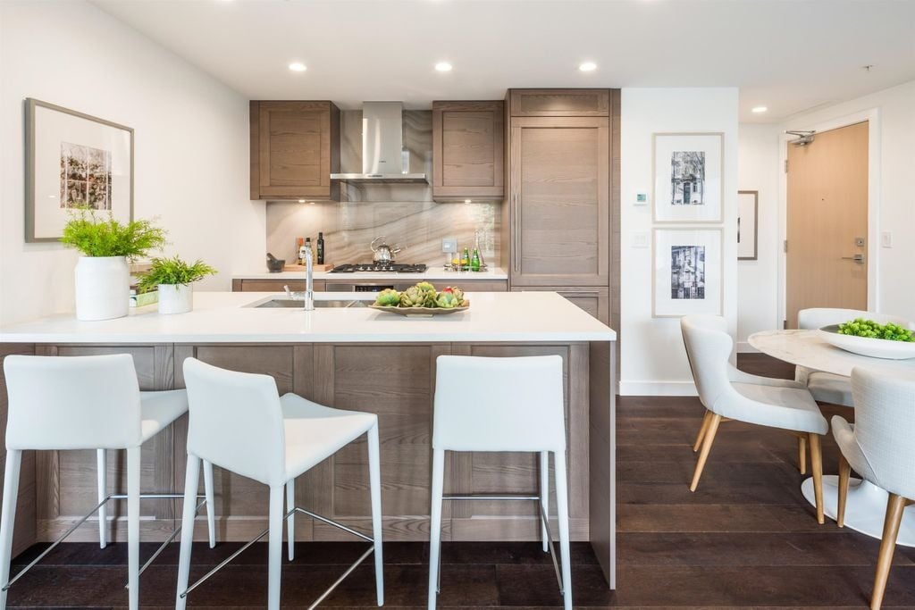 5629 Birney Ave, #1805