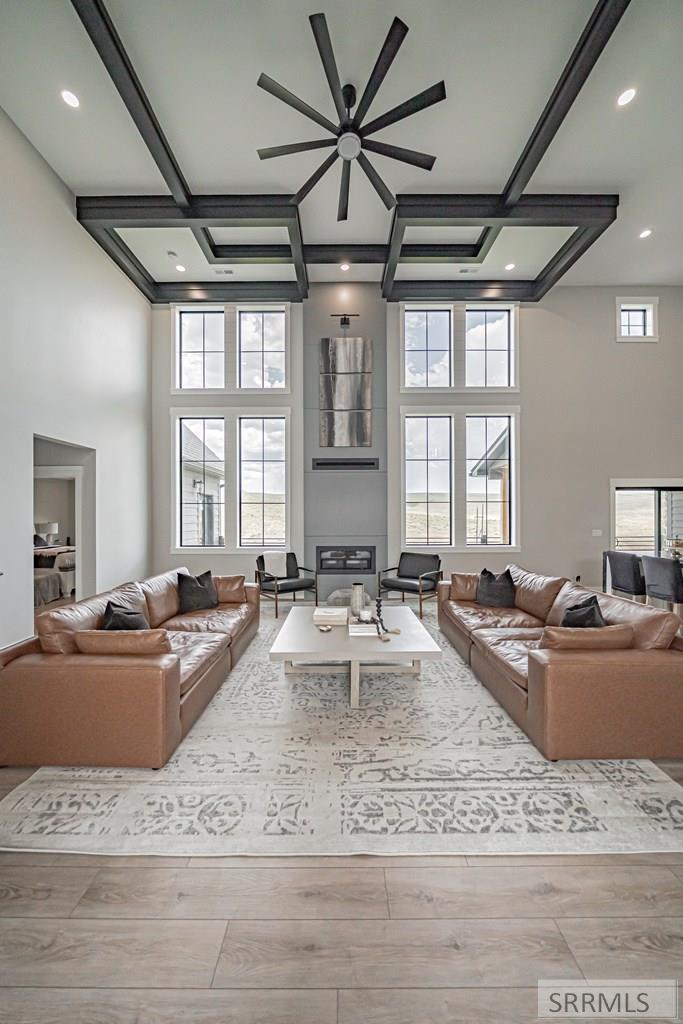 77553 Packbridge Lane