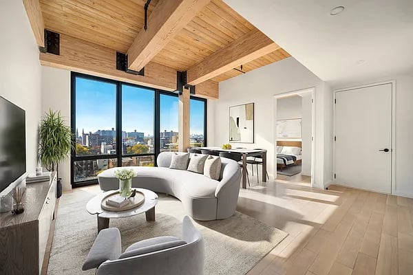 710 Metropolitan Avenue #2L+