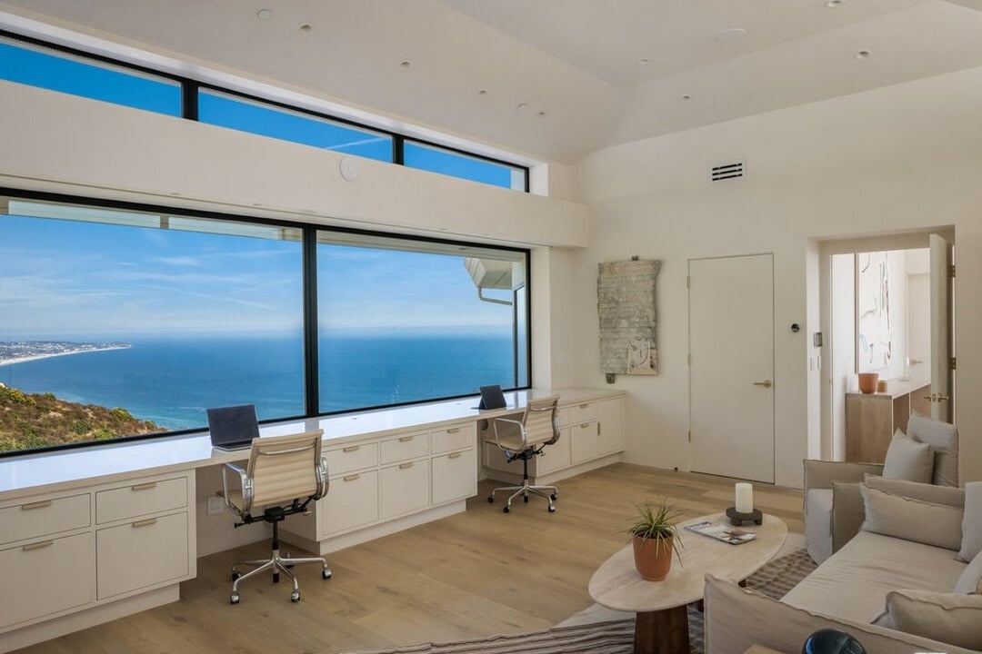 Meridian Manor, Encinal Canyon Rd, 90265