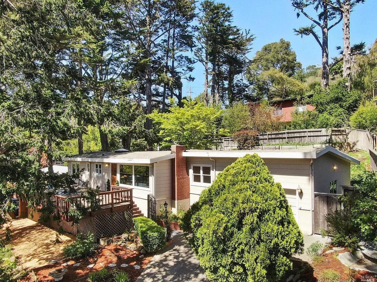 382 Woodside Avenue, Mill Valley, 94941