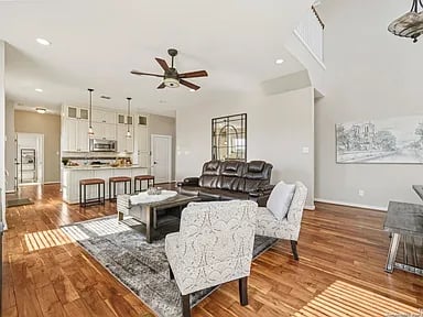 3831 Harry Wurzbach Rd 23