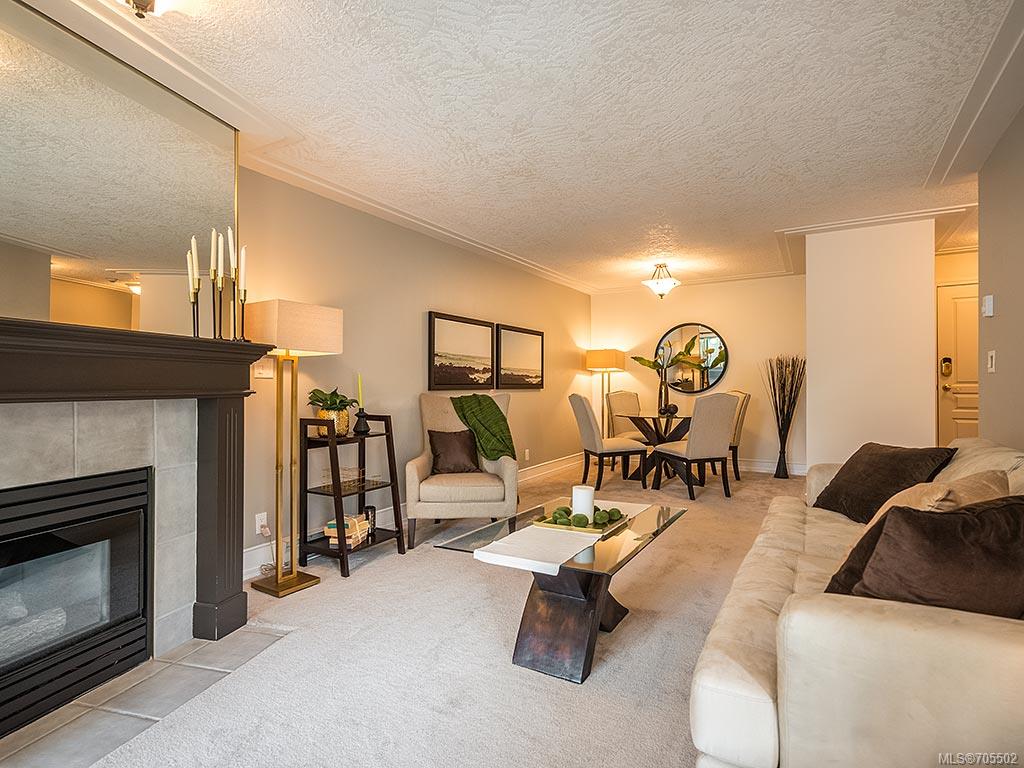 208-894 Vernon Ave