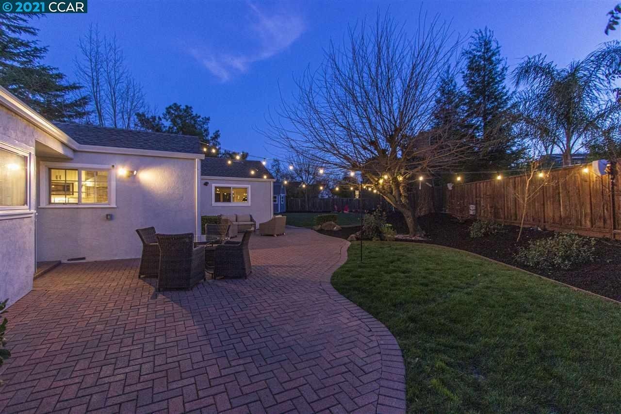 8 Foothill Park Ter
