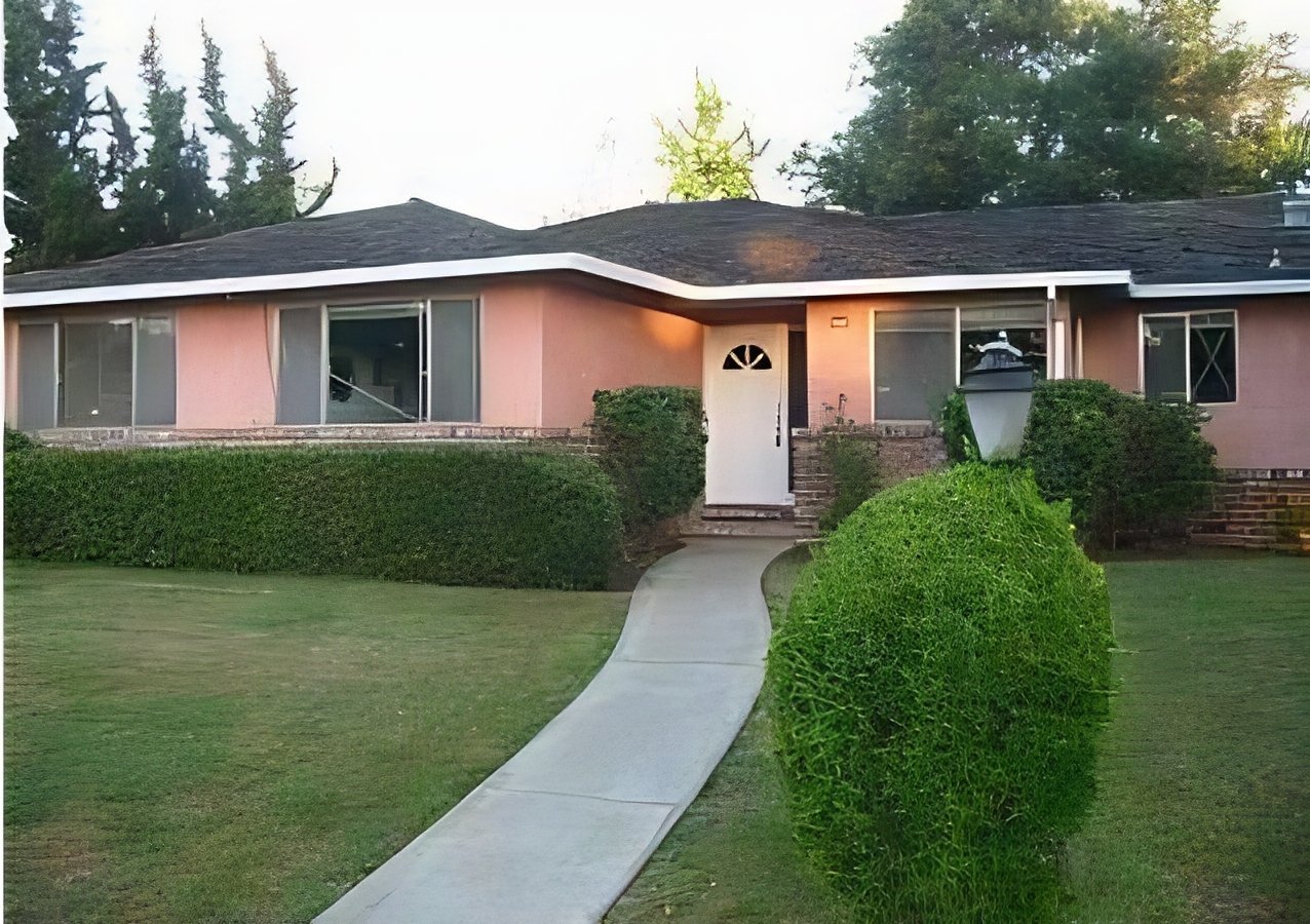 1904 Wilson Court