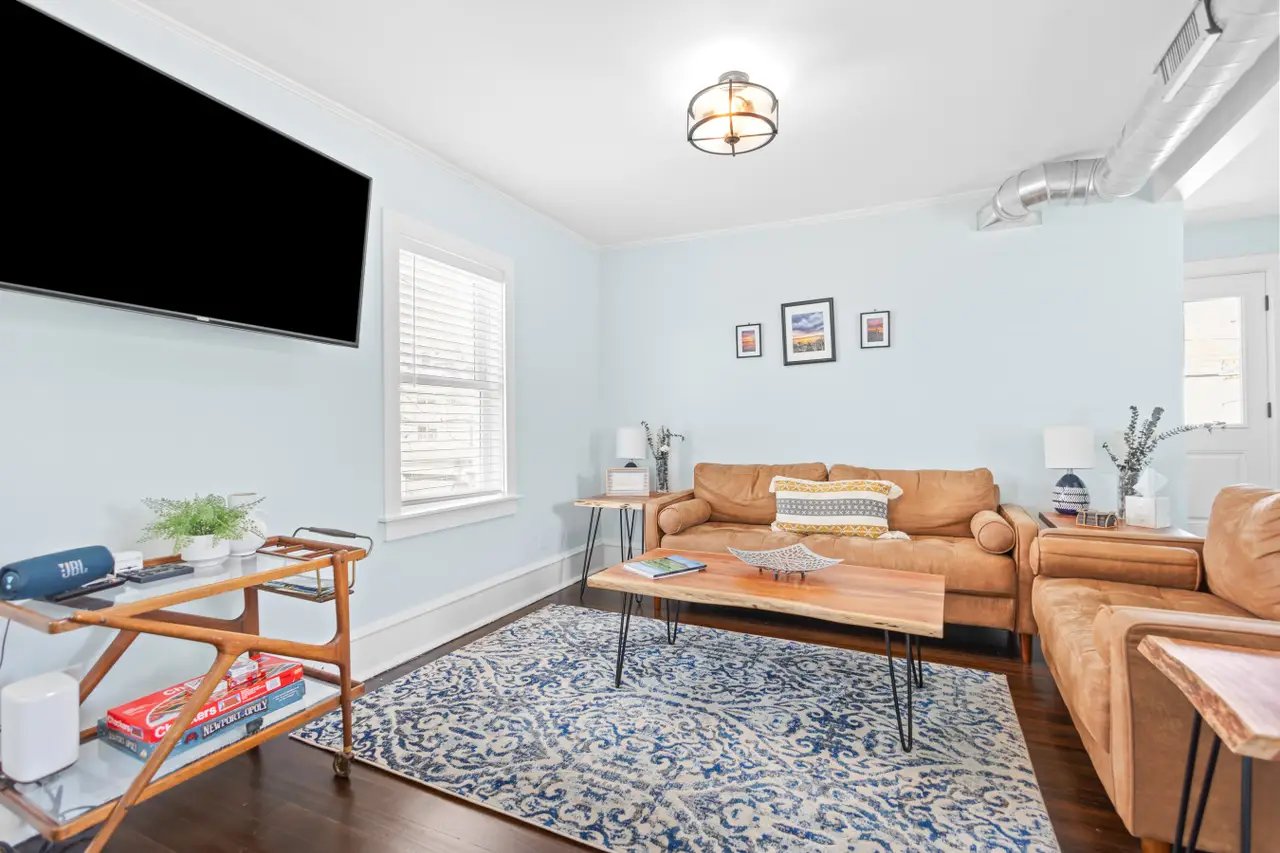 Fabulous Pied-á-Terre Close to Beaches & Downtown!