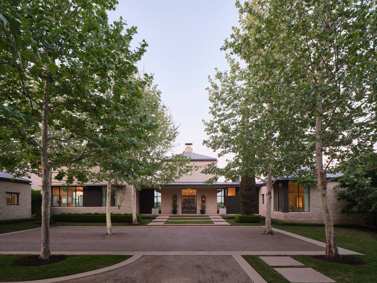 STRATFORD LAKESIDE SANCTUARY