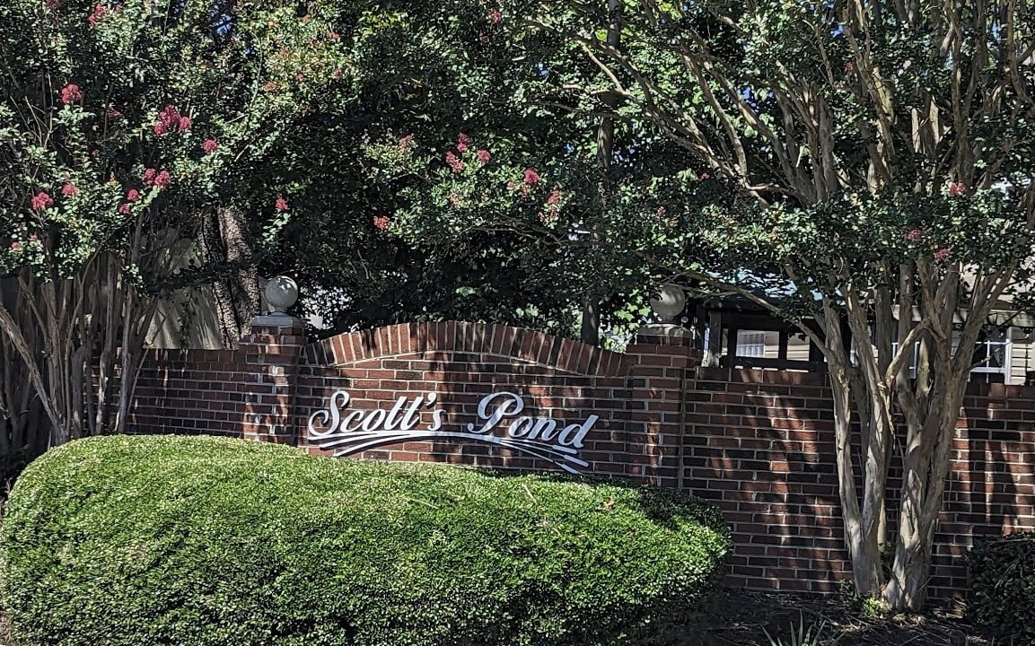 Scotts Pond Neighborhood Tour