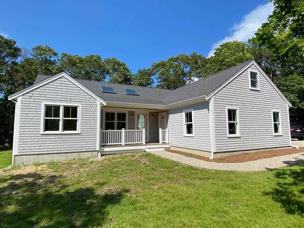 65 Fairview Ave