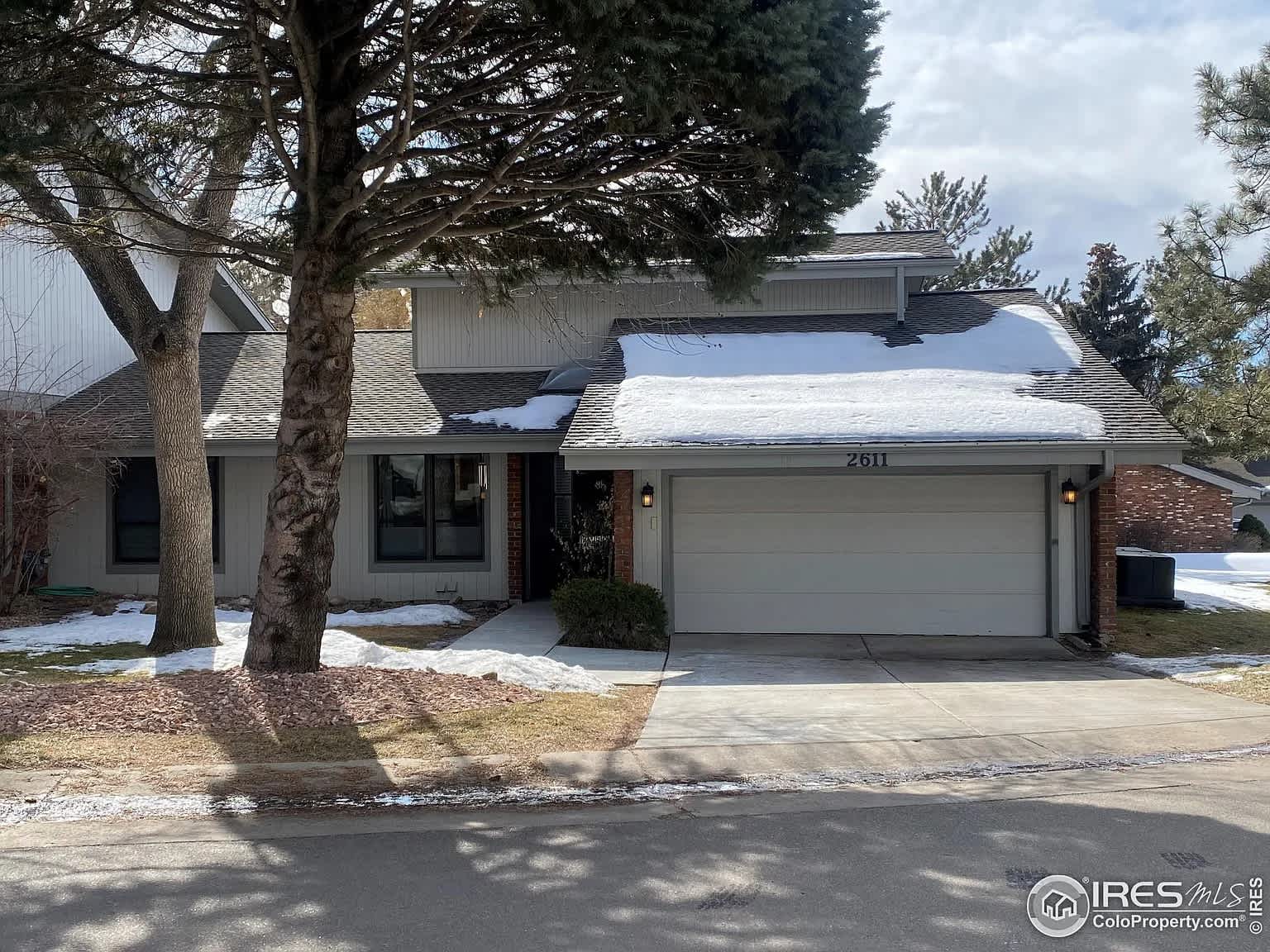 2611 S Wadsworth Cir #3
