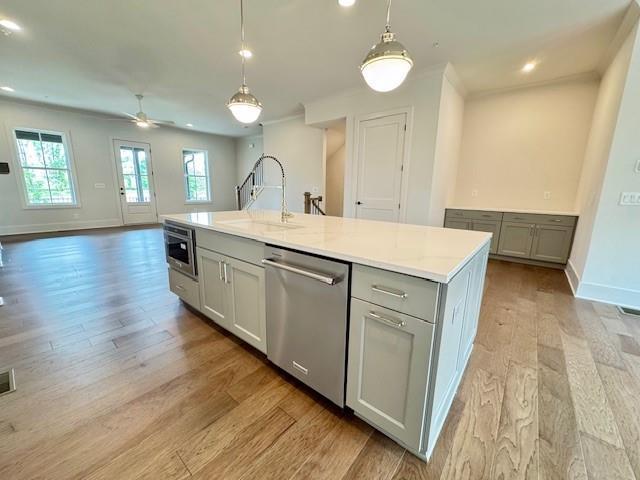 435 Chiswick Cir, #21