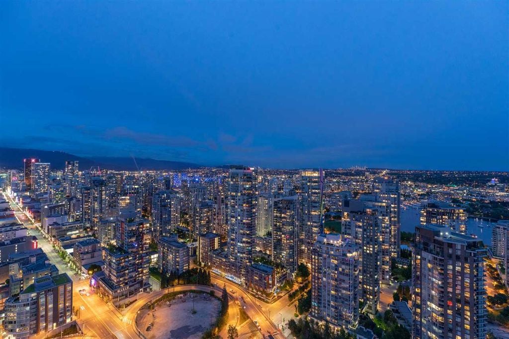 1480 Howe St, #5001