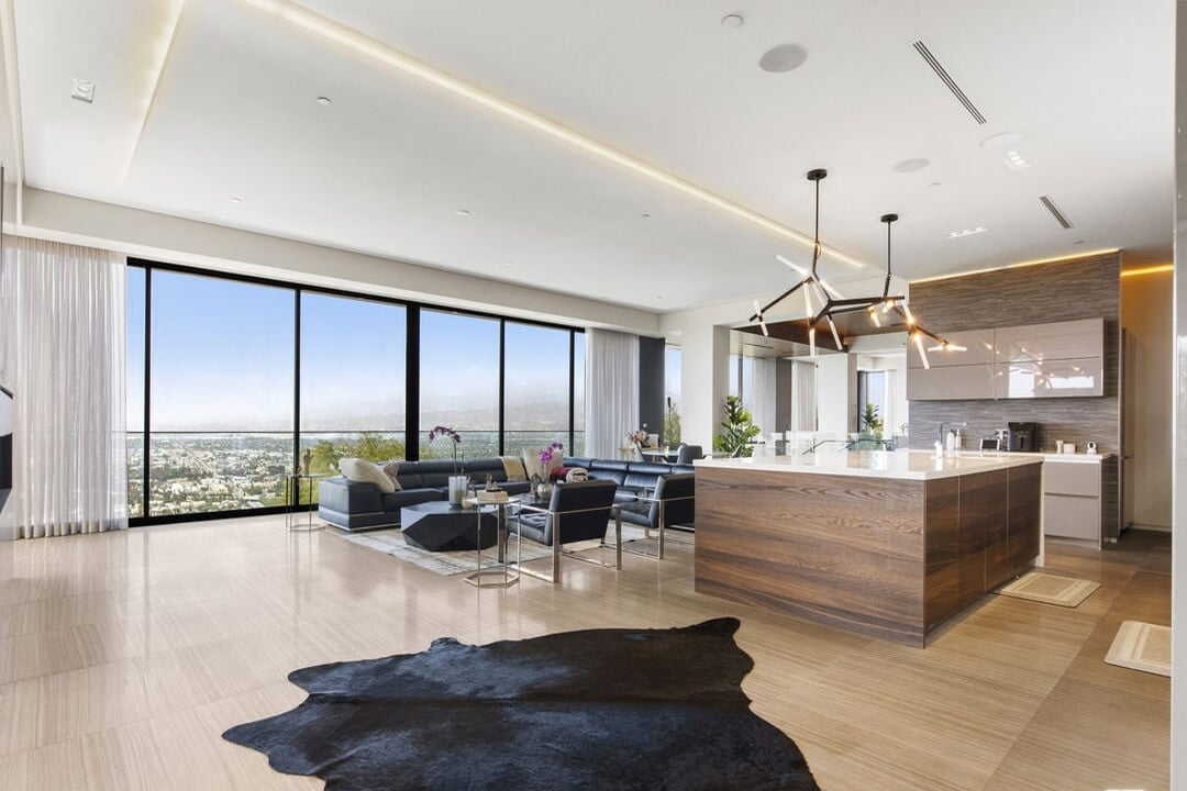 Evercrest Reserve, Mulholland Dr, 90046