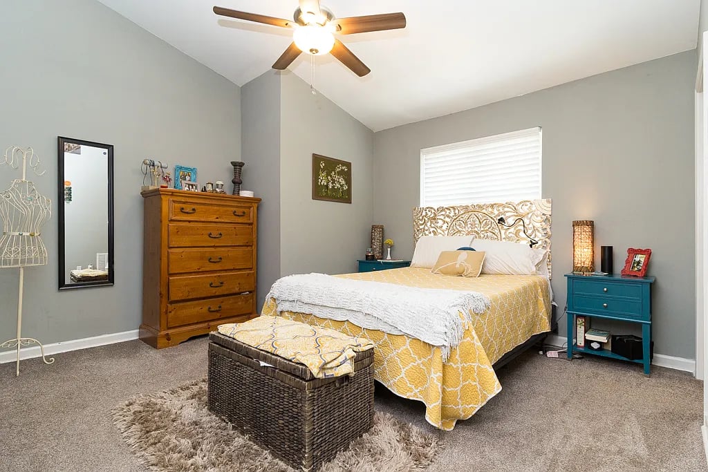 1706 Queen Anne Ct