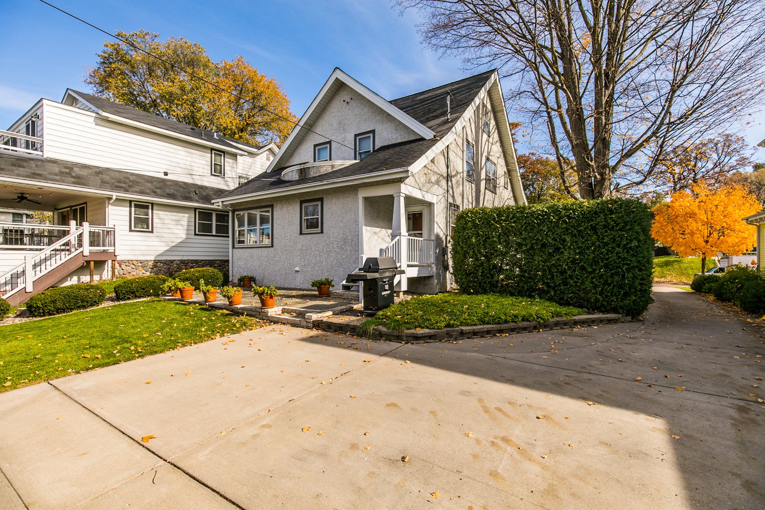 Charming 1.5-Story in Linden Hills