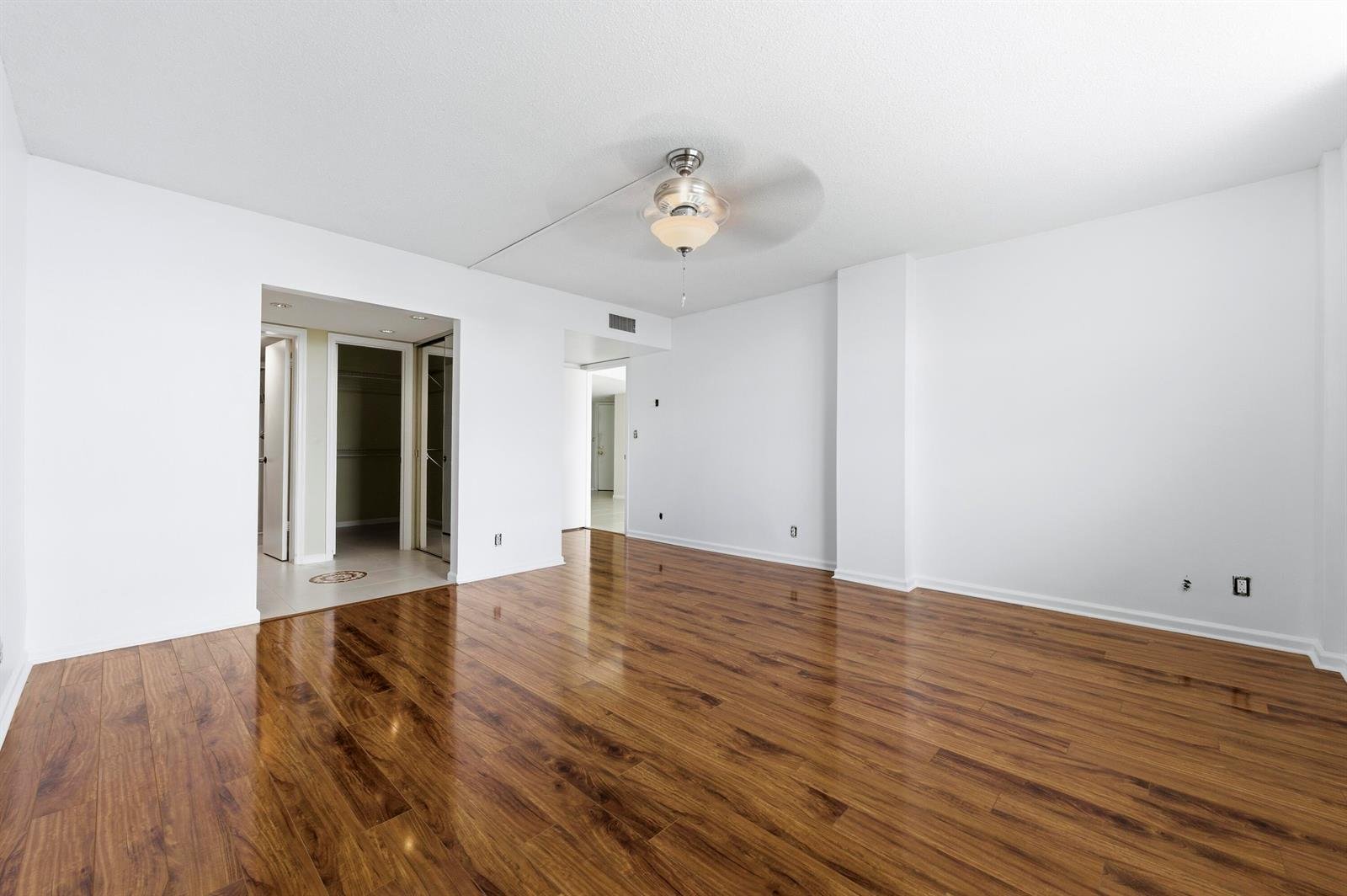 801 Lake Shore Drive #817