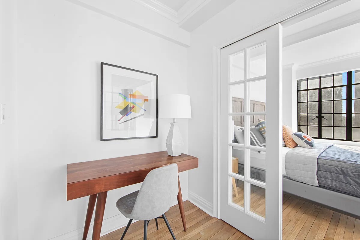 320 E 42nd St, #1510