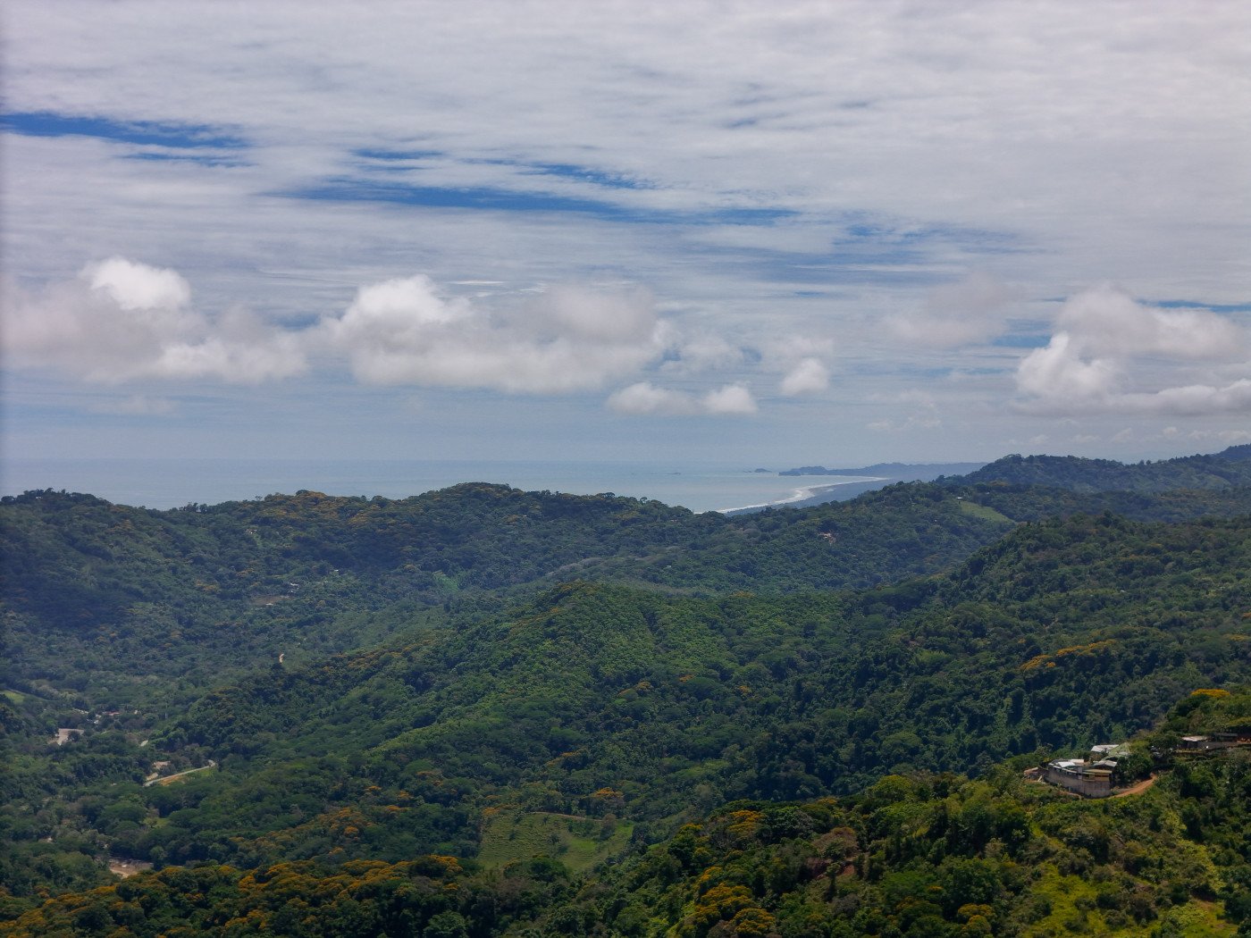 TROPICAL RETREAT IN PLATANILLO – OCEAN VIEW HOME PLUS APARTMENT IN ESTABLISHED COMMUNITY – 0.88 ACRES